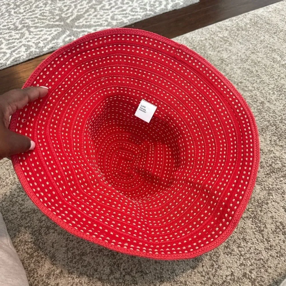 Lupo Canada Red & White Bucket Hat O/S